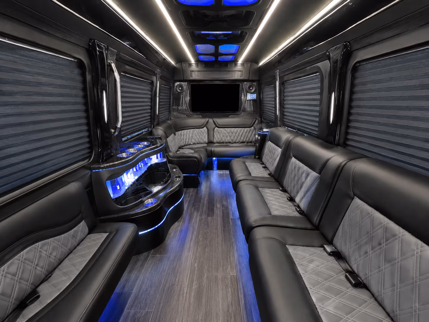 booking airport transfers to ontario international for government travel has never been simpler